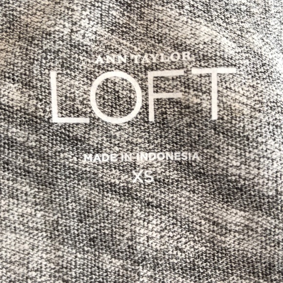 LOFT organza bow tee with beading. - Picture 4 of 5